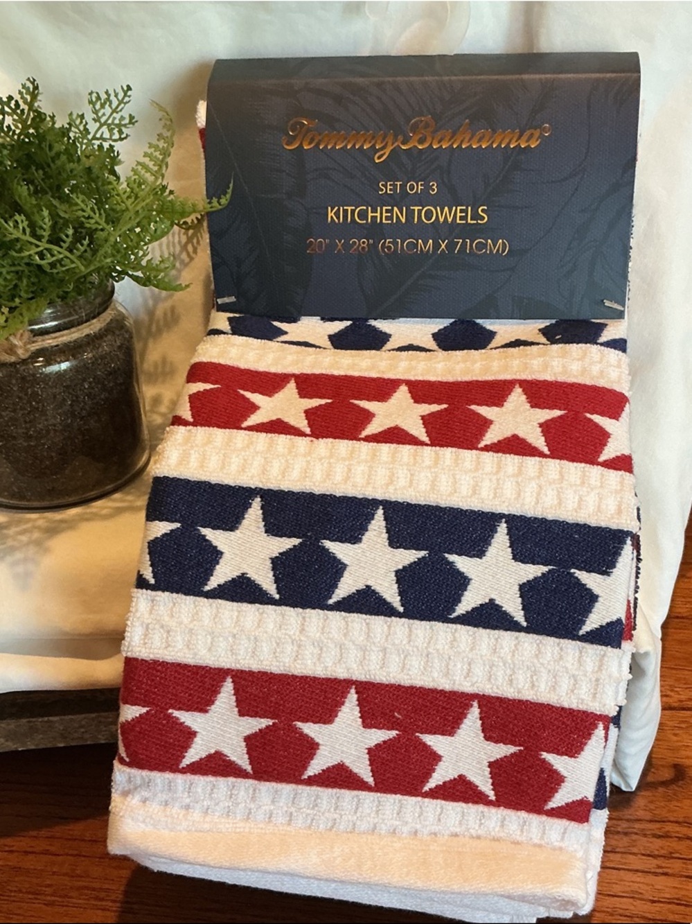 Tommy Bahama Patriotic / 4th of July Kitchen Towels - Set of 3